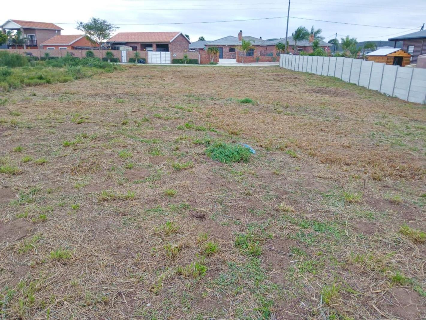 1 000 m² Land available in Colchester