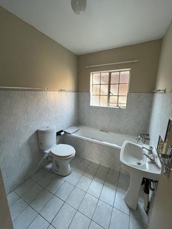 2 Bedroom Apartment in Pierre van Ryneveld