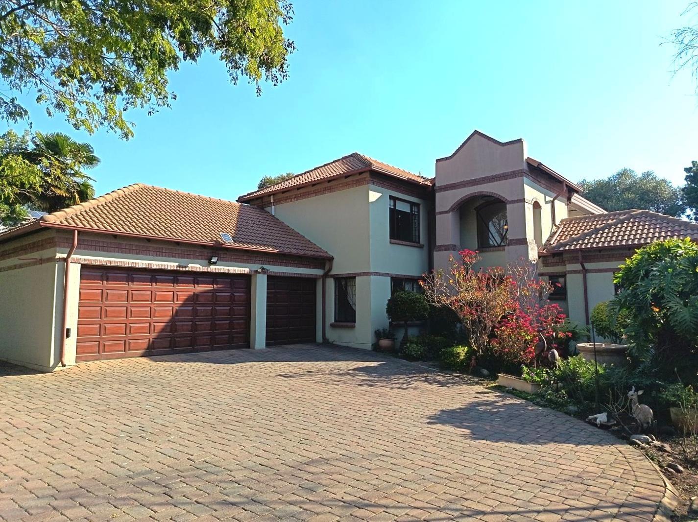 4 Bedroom House in Eldoraigne