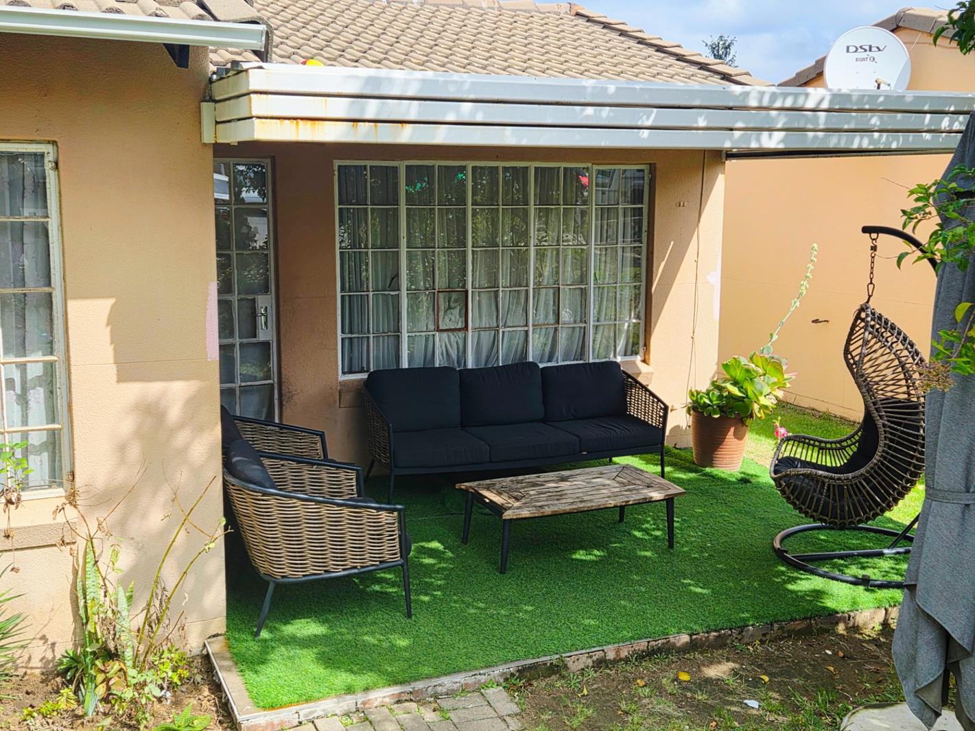 3 Bedroom Simplex in Country View