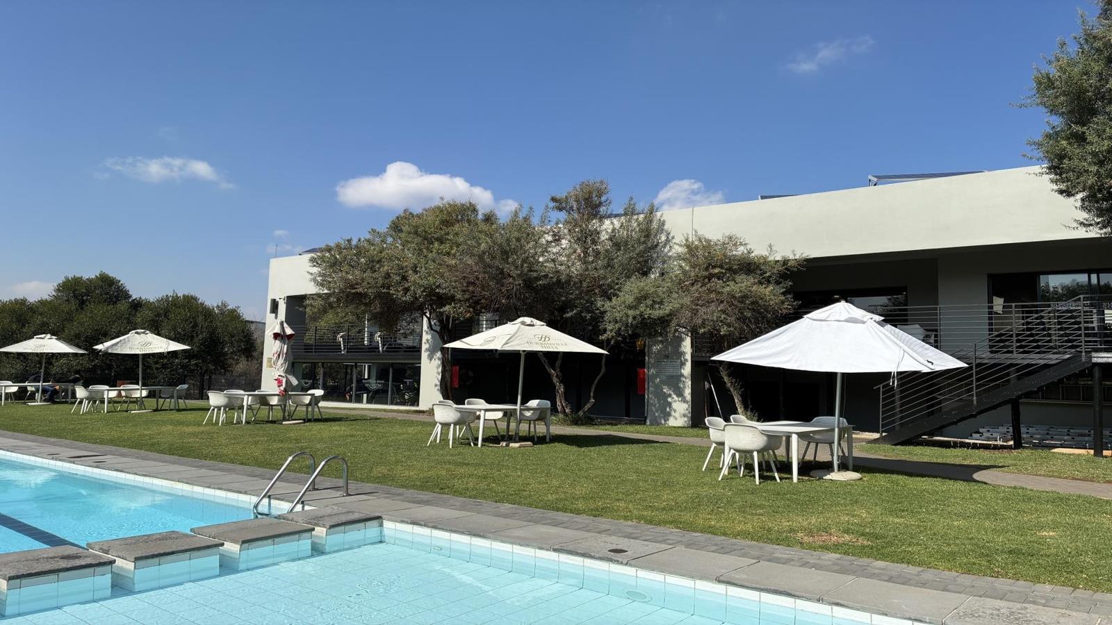 2 Bedroom Apartment in Fourways