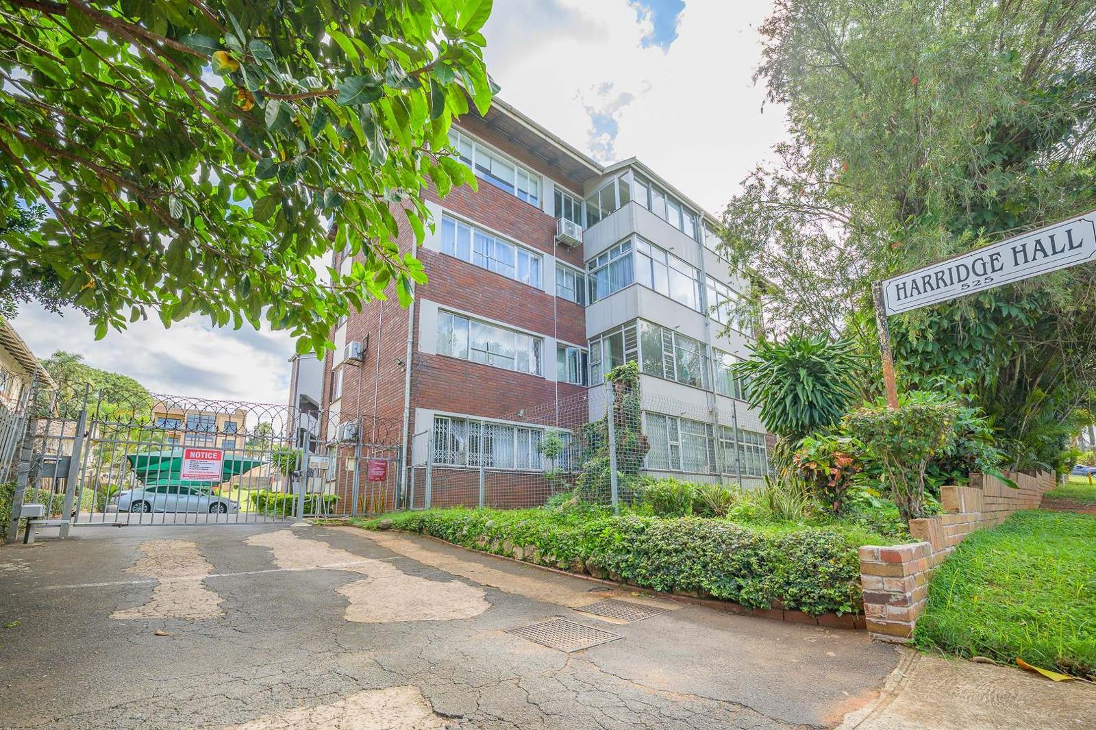 2 Bedroom Apartment in Essenwood