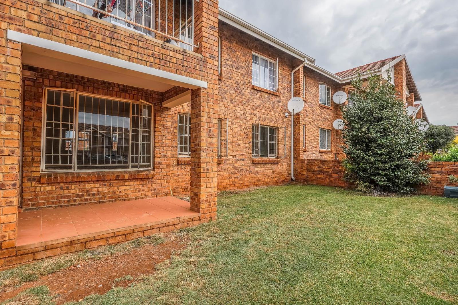 2 Bedroom Apartment in Highveld