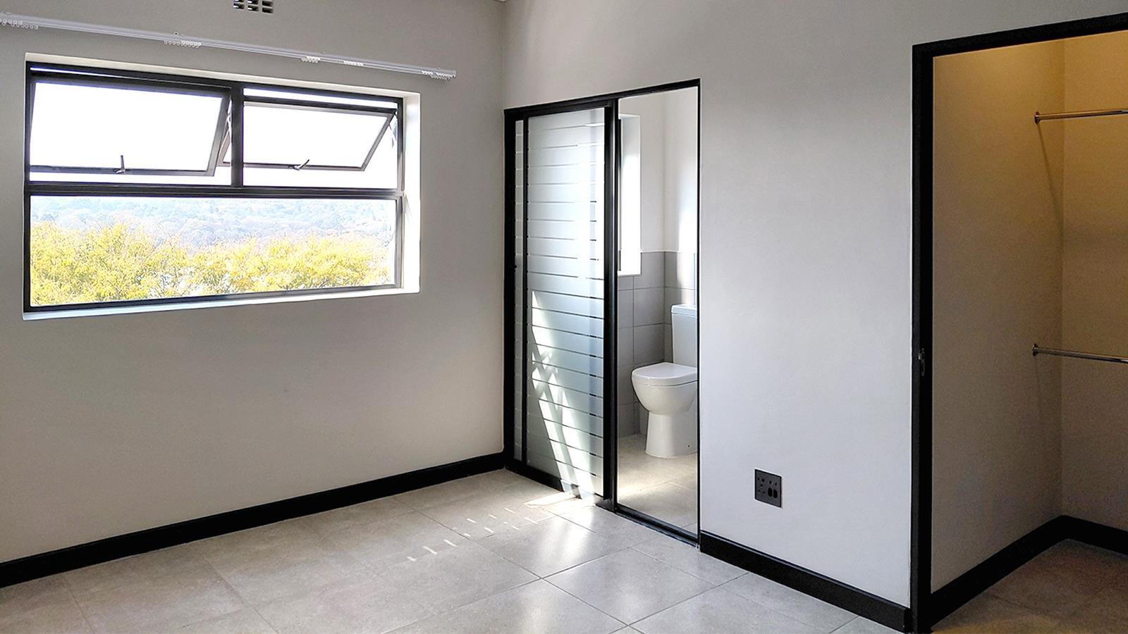 2 Bedroom Apartment in Helderfontein Estate