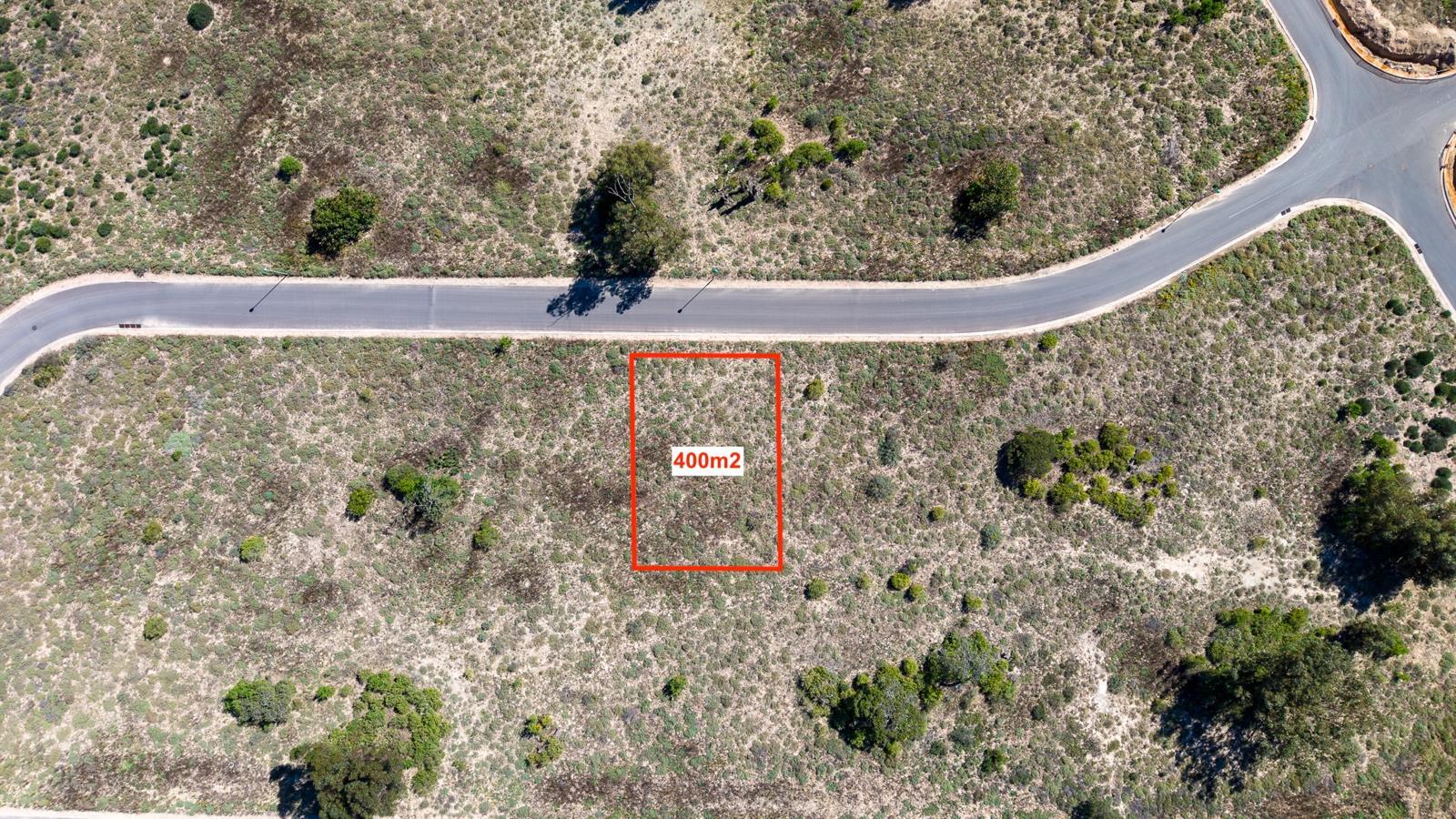 400 m² Land available in St Helena Views