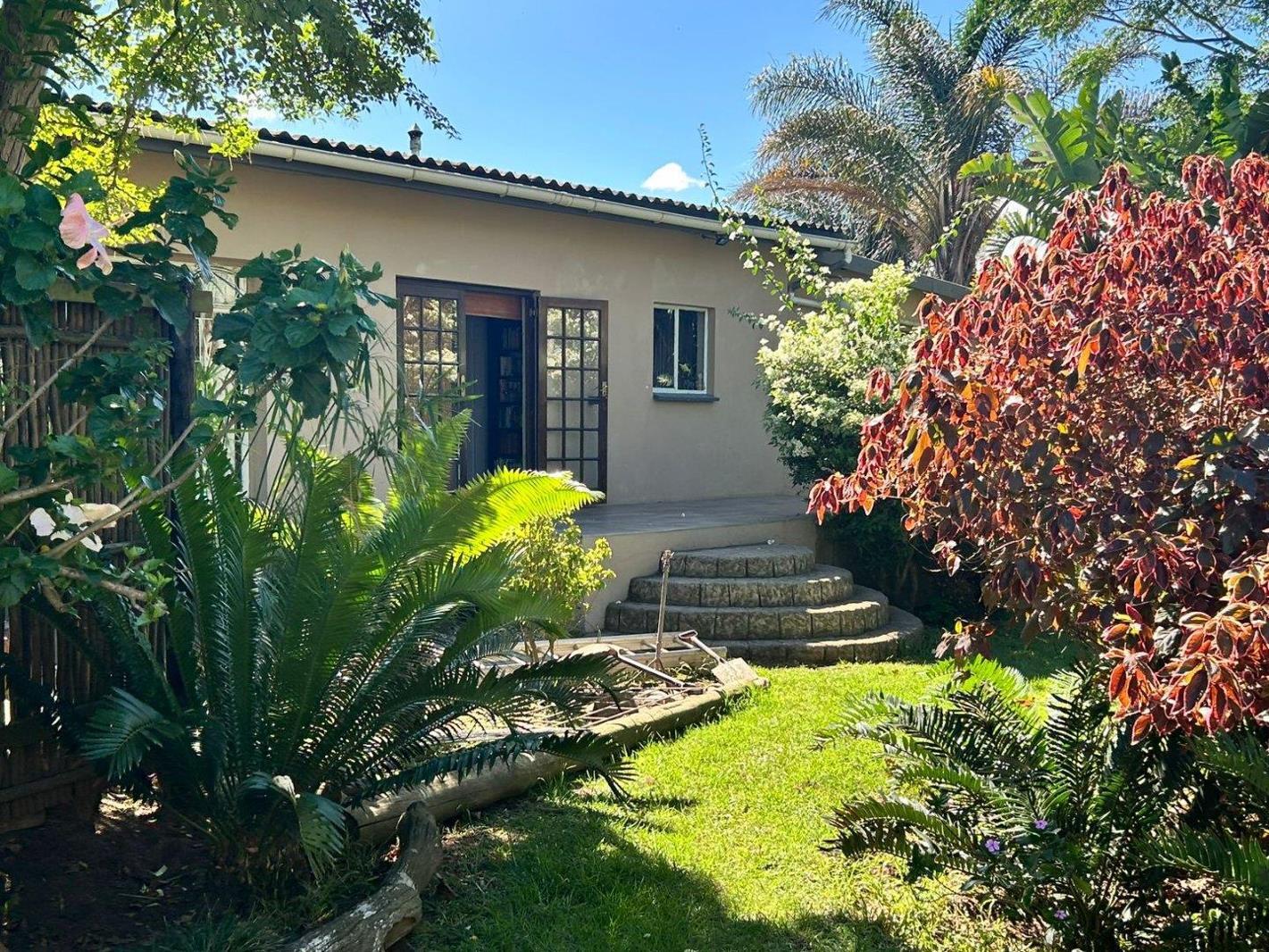 4 Bedroom House in Alexandria
