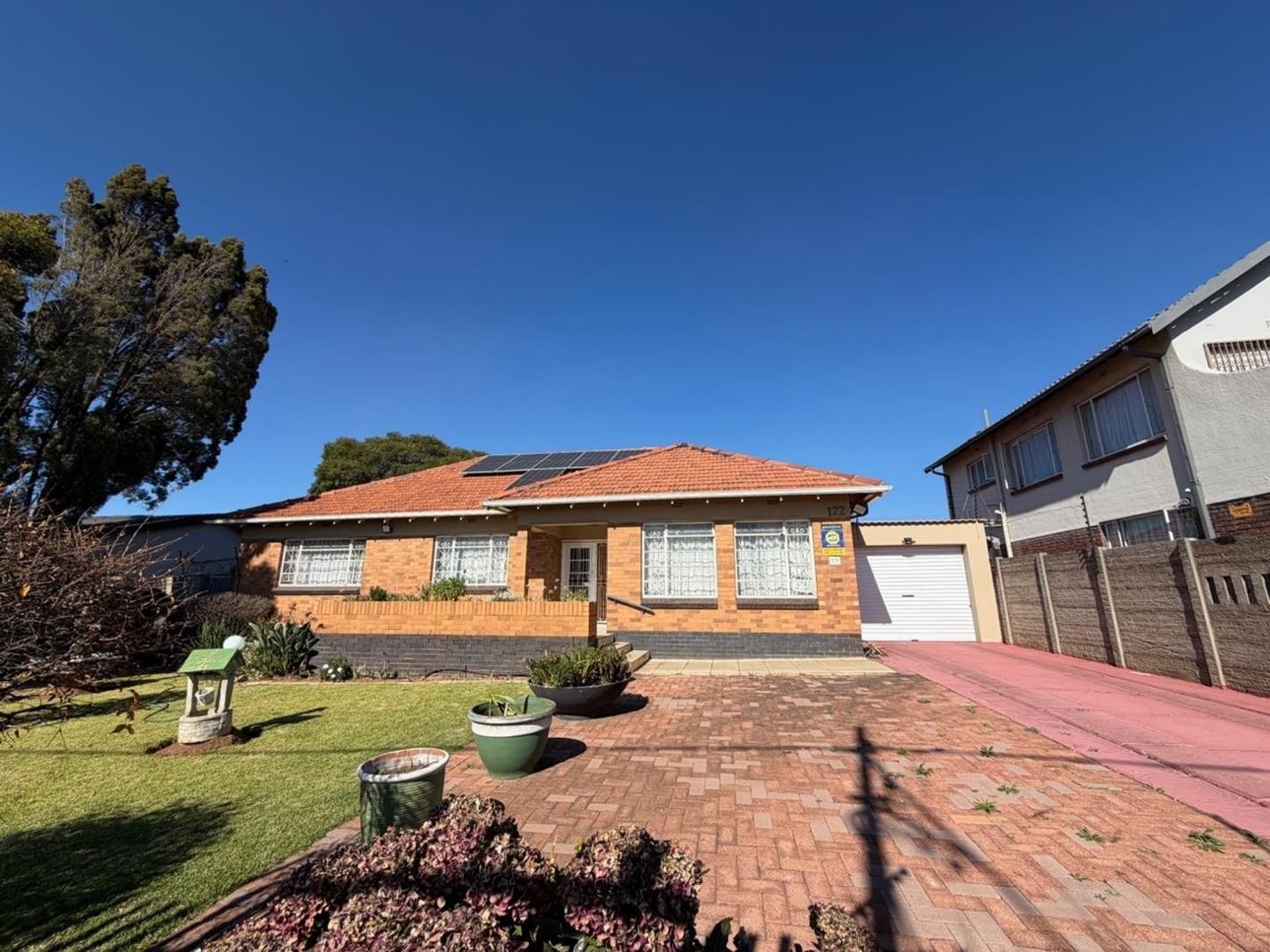 3 Bedroom House in Linmeyer