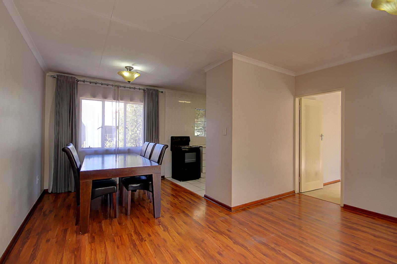2 Bedroom Apartment in Westdene