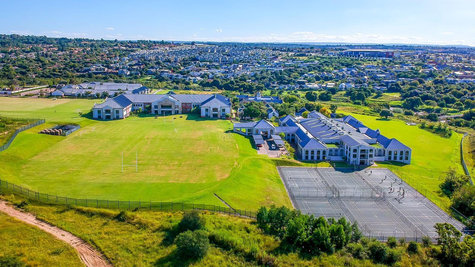 650 m² Land available in Helderfontein Estate