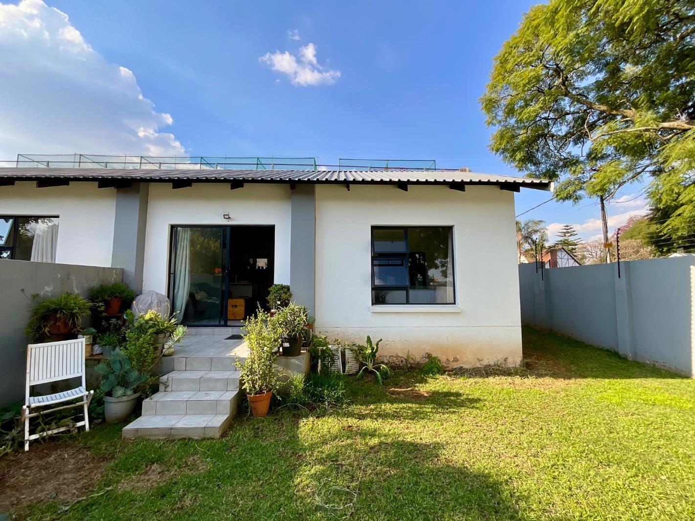 2 Bedroom Townhouse in Linden