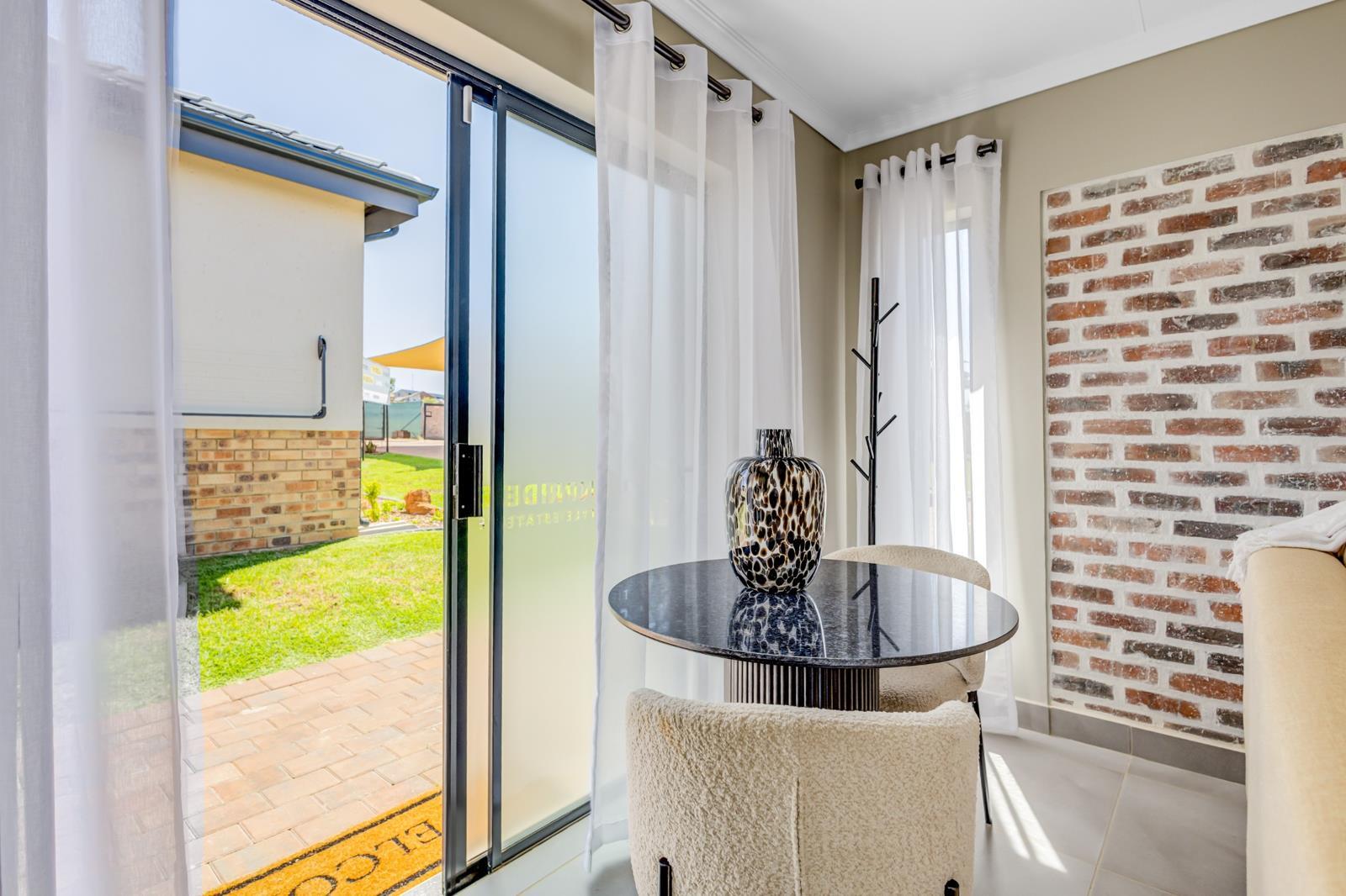 3 Bedroom House in Kya Sands