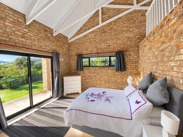 2 Bedroom House in Pringle Bay