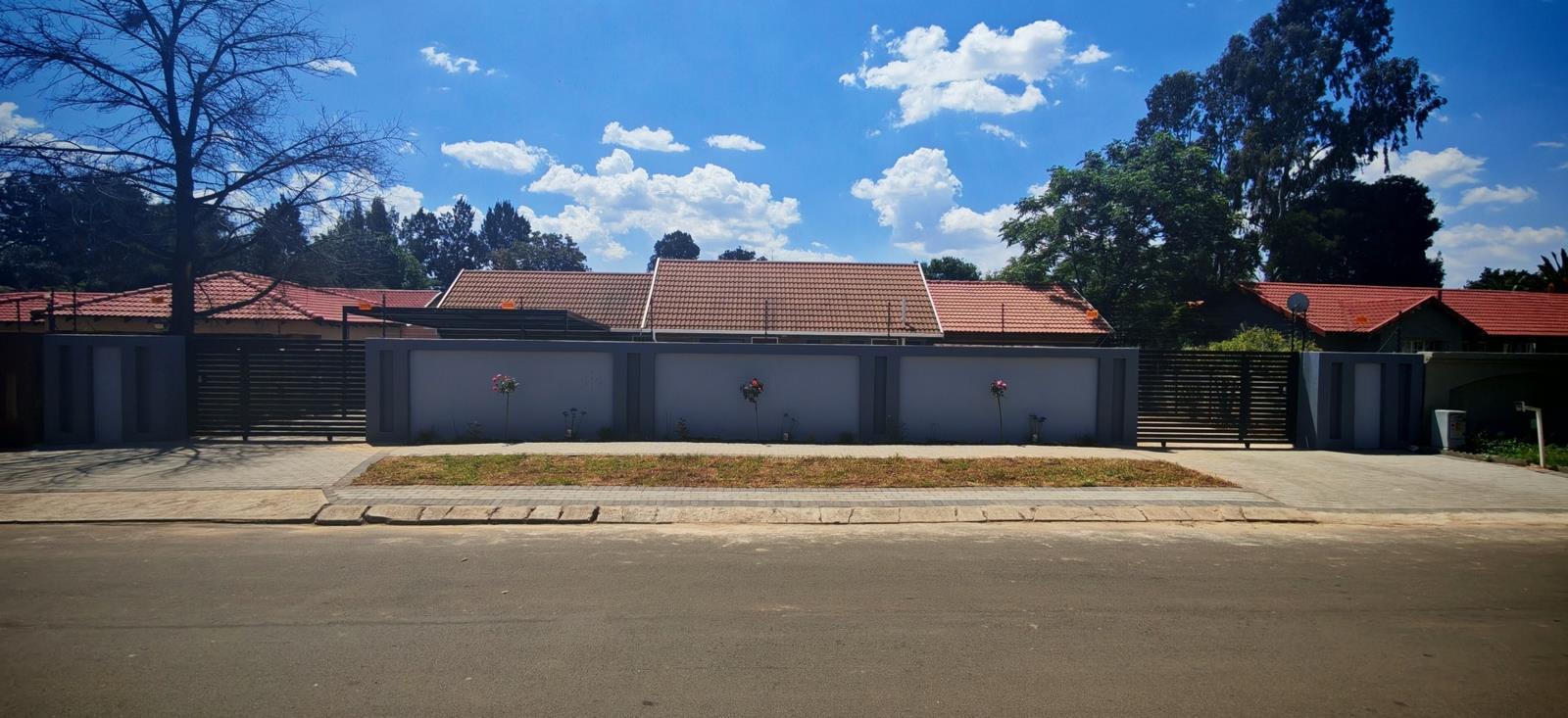 2 Bedroom House in Albertsdal