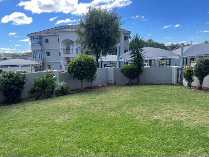 2 Bedroom Apartment in Summerset