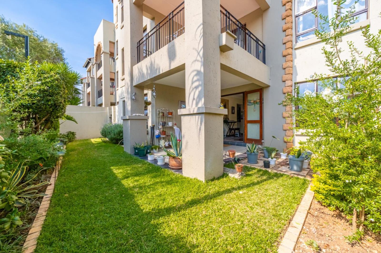 2 Bedroom Apartment in Lonehill