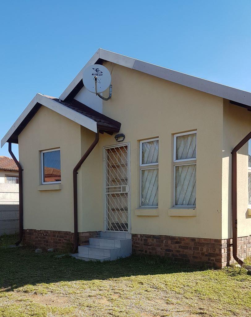 2 Bedroom House in Cosmo City