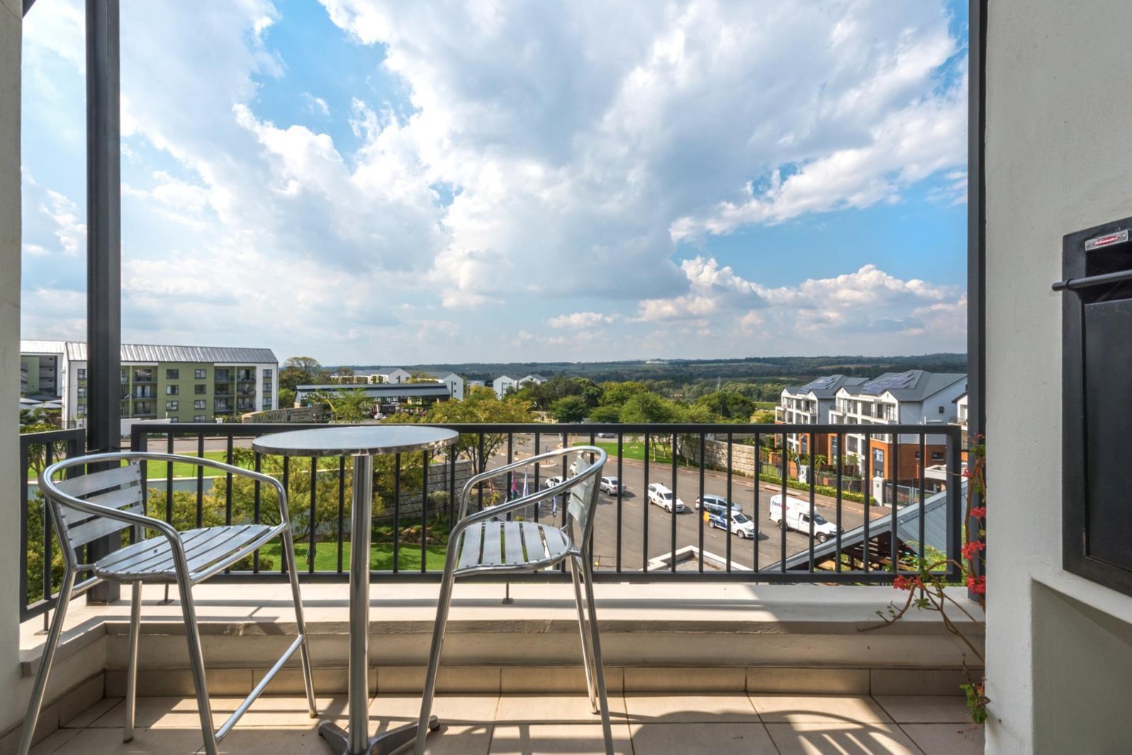 3 Bedroom Apartment in Linbro Park