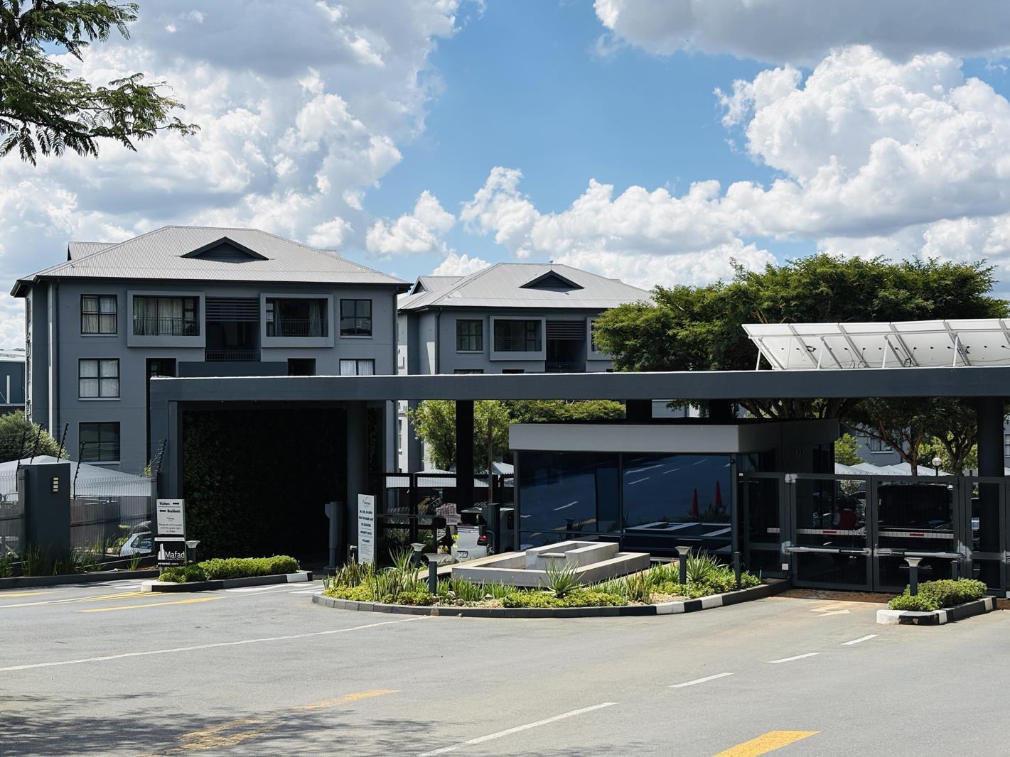 1 Bedroom Apartment in Modderfontein