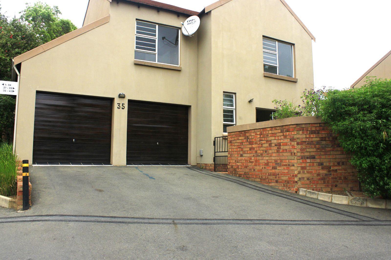 3 Bedroom Townhouse in Sundowner