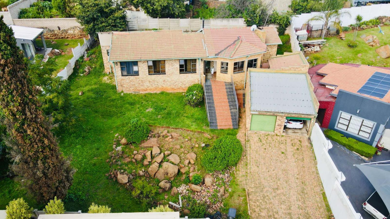 3 Bedroom House in Naturena