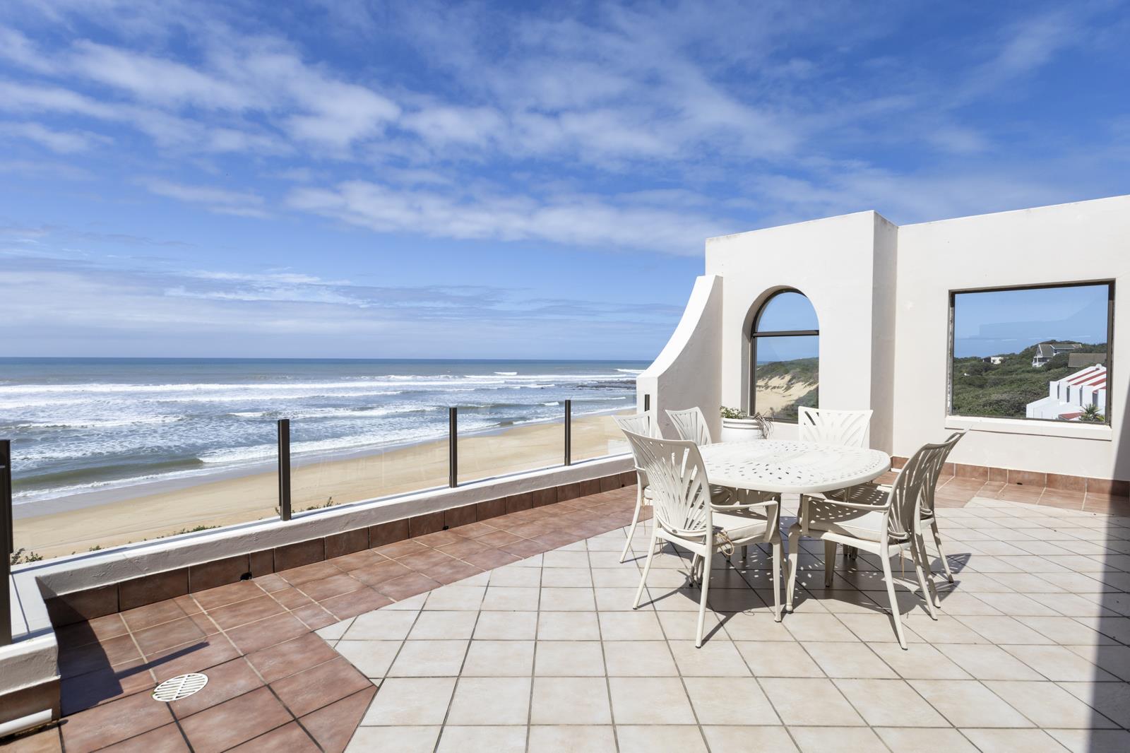 4 Bedroom Apartment in West Beach