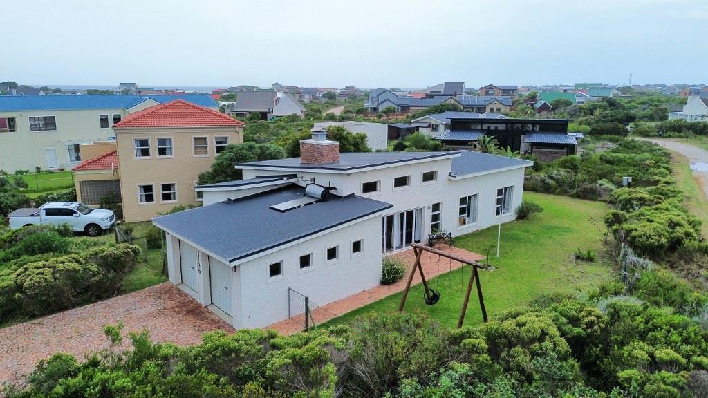 3 Bedroom House in Bettys Bay