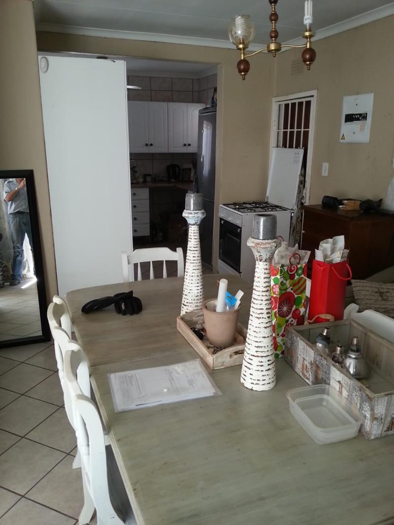 1 Bedroom Garden Cottage in Helderkruin