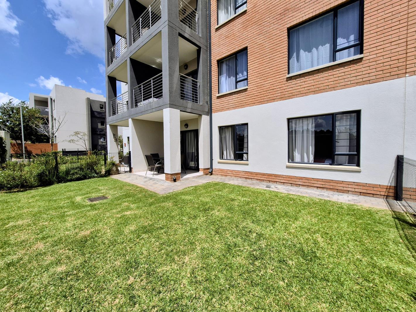 2 Bedroom Apartment in Waterkloof