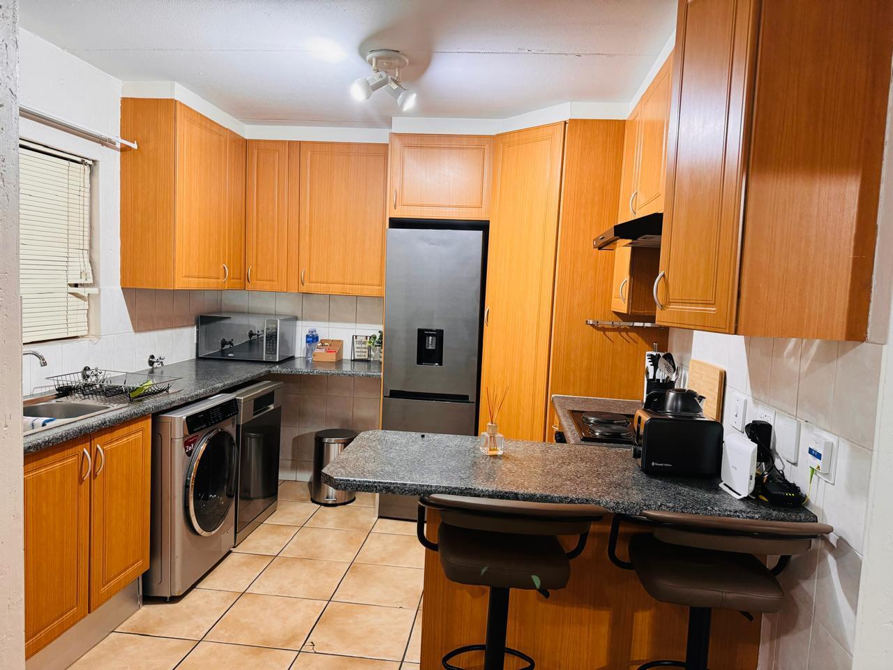 2 Bedroom Apartment in Lonehill