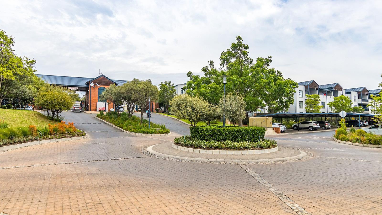 3 Bedroom Apartment in Carlswald Estate