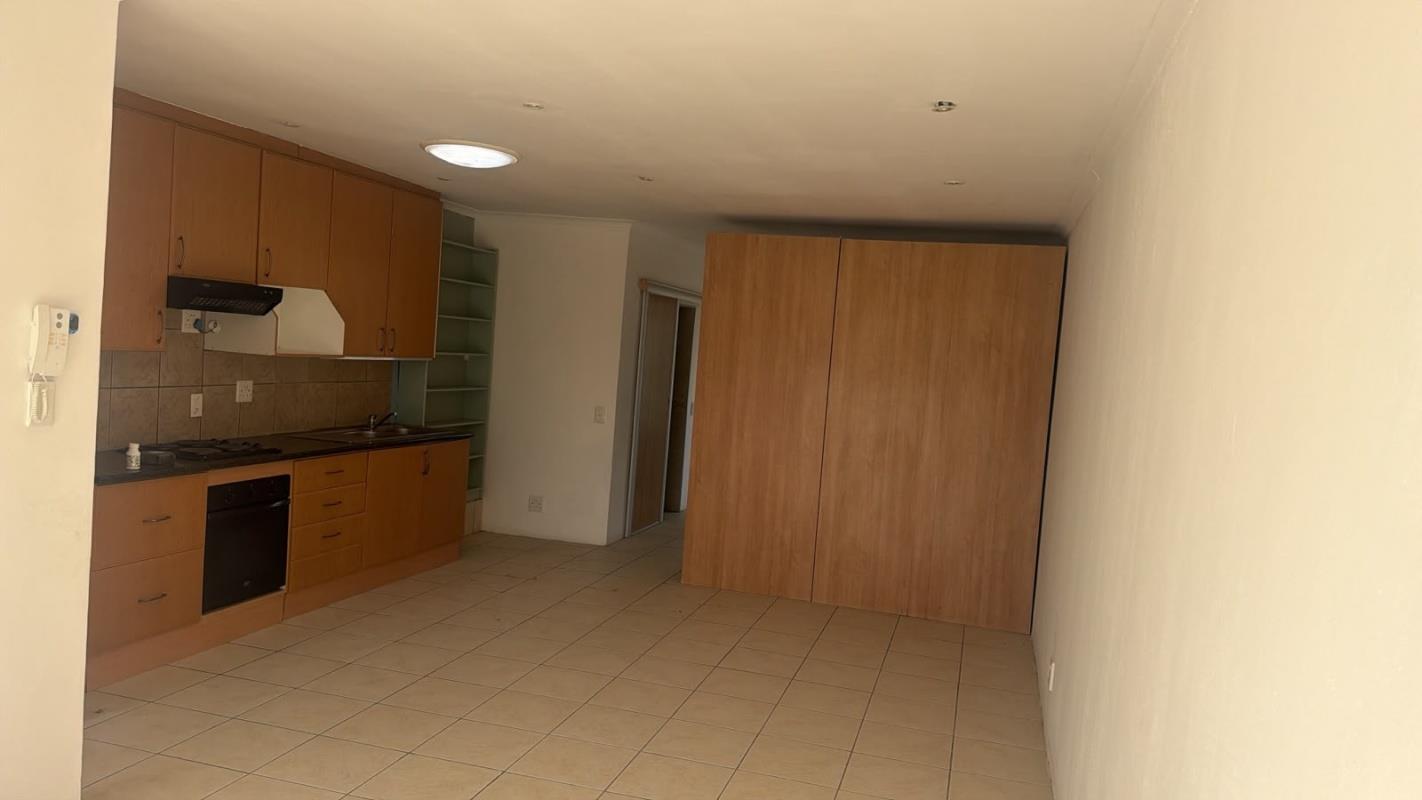 1 Bedroom Apartment in Northcliff
