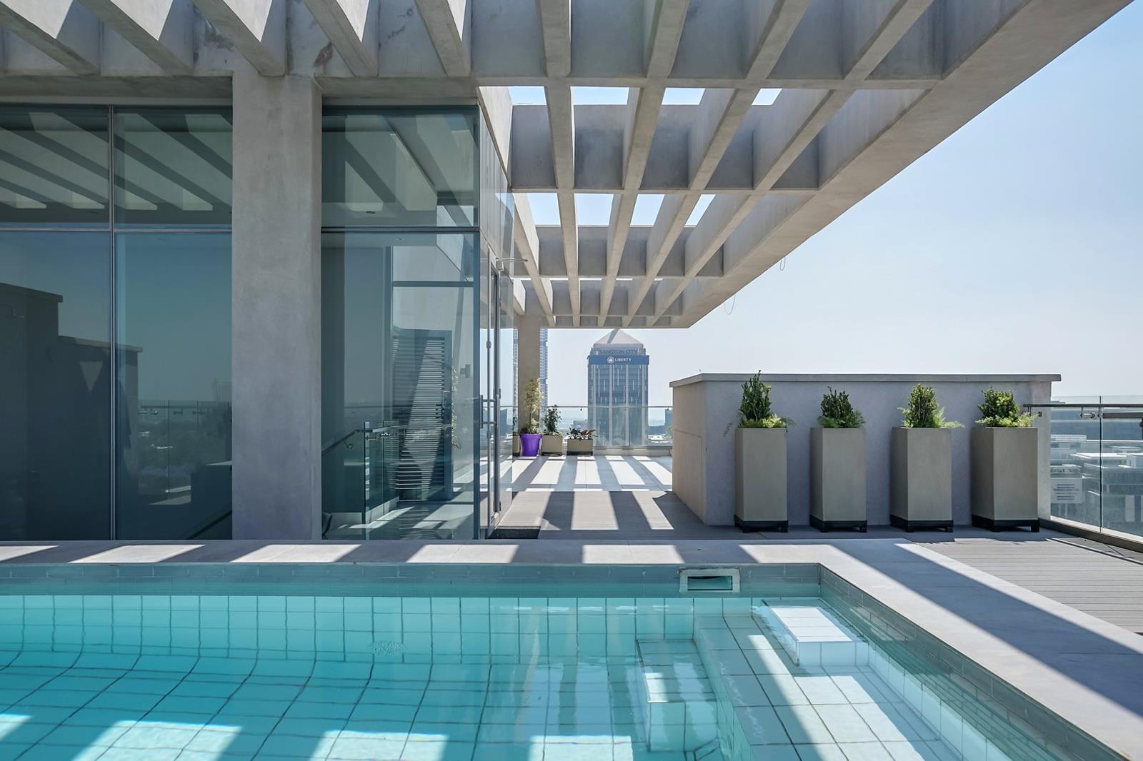 4 Bedroom Apartment in Sandton Central