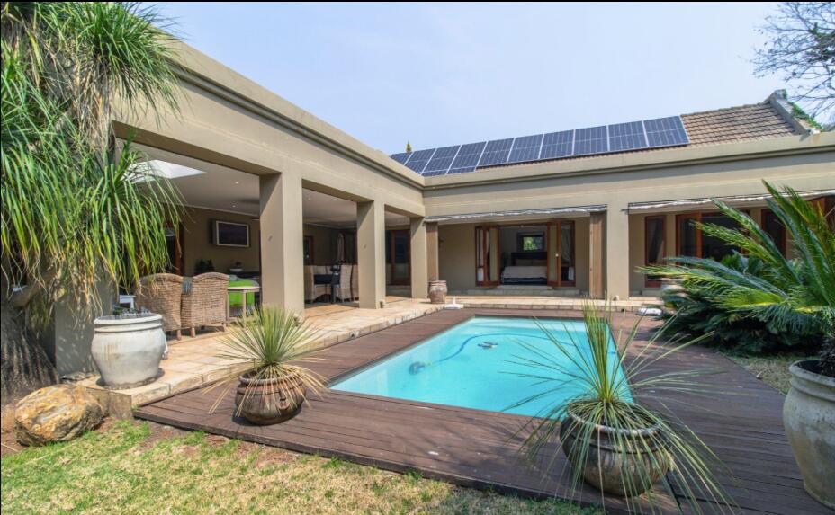 5 Bedroom House in Glenvista