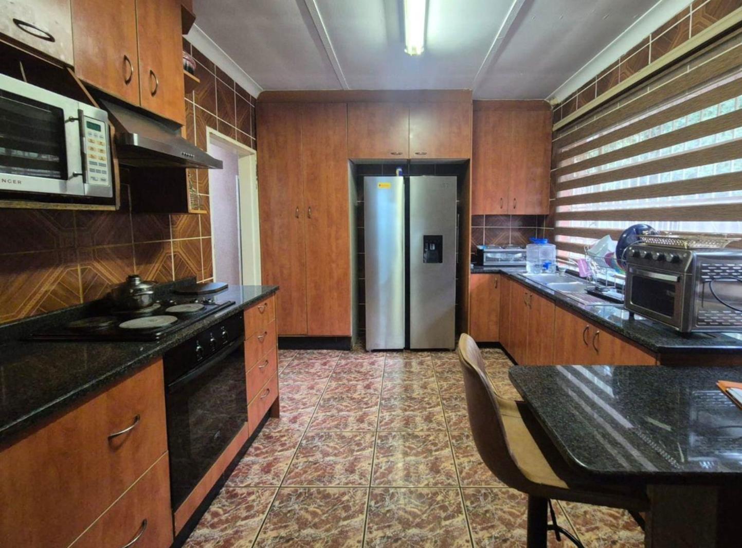 4 Bedroom House in Arcon Park