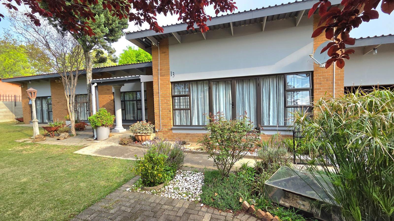 4 Bedroom House in Panorama