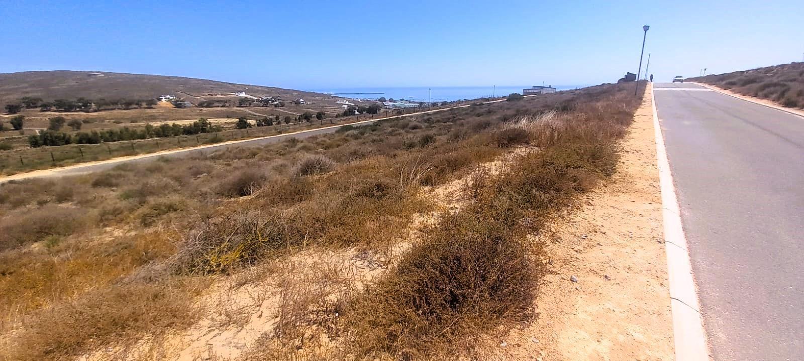 304 m² Land available in St Helena Bay