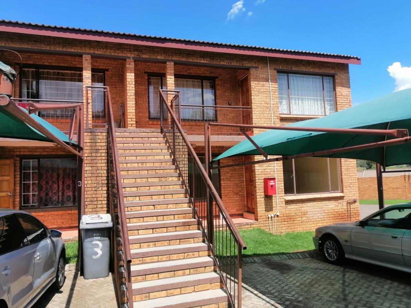 2 Bedroom Townhouse in Meredale