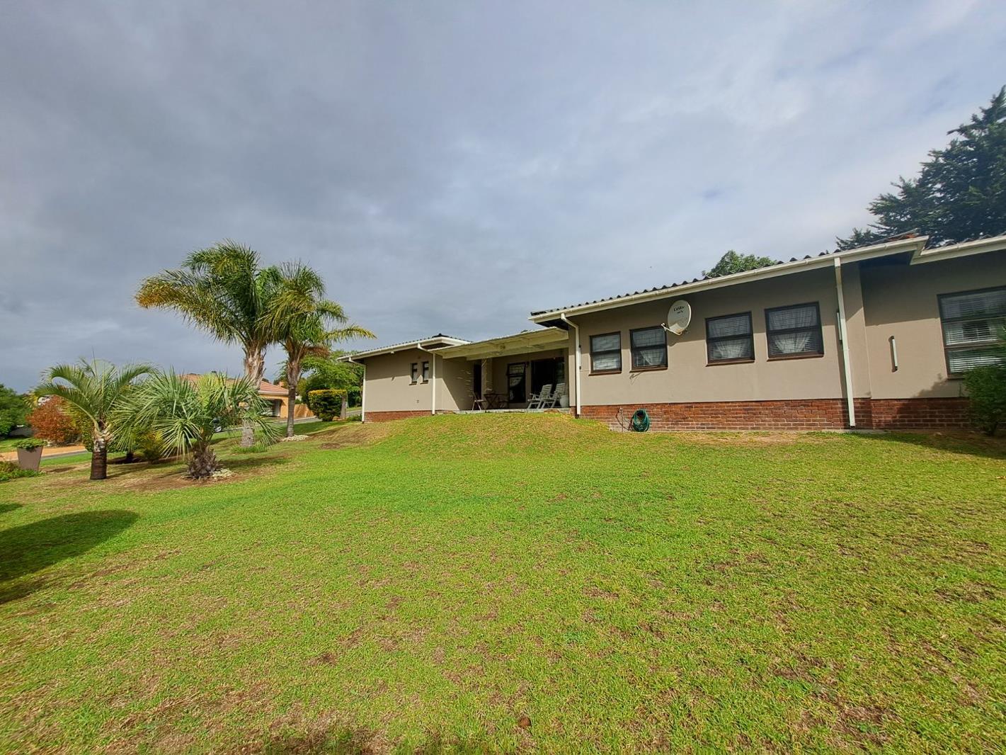 4 Bedroom House in Bredasdorp