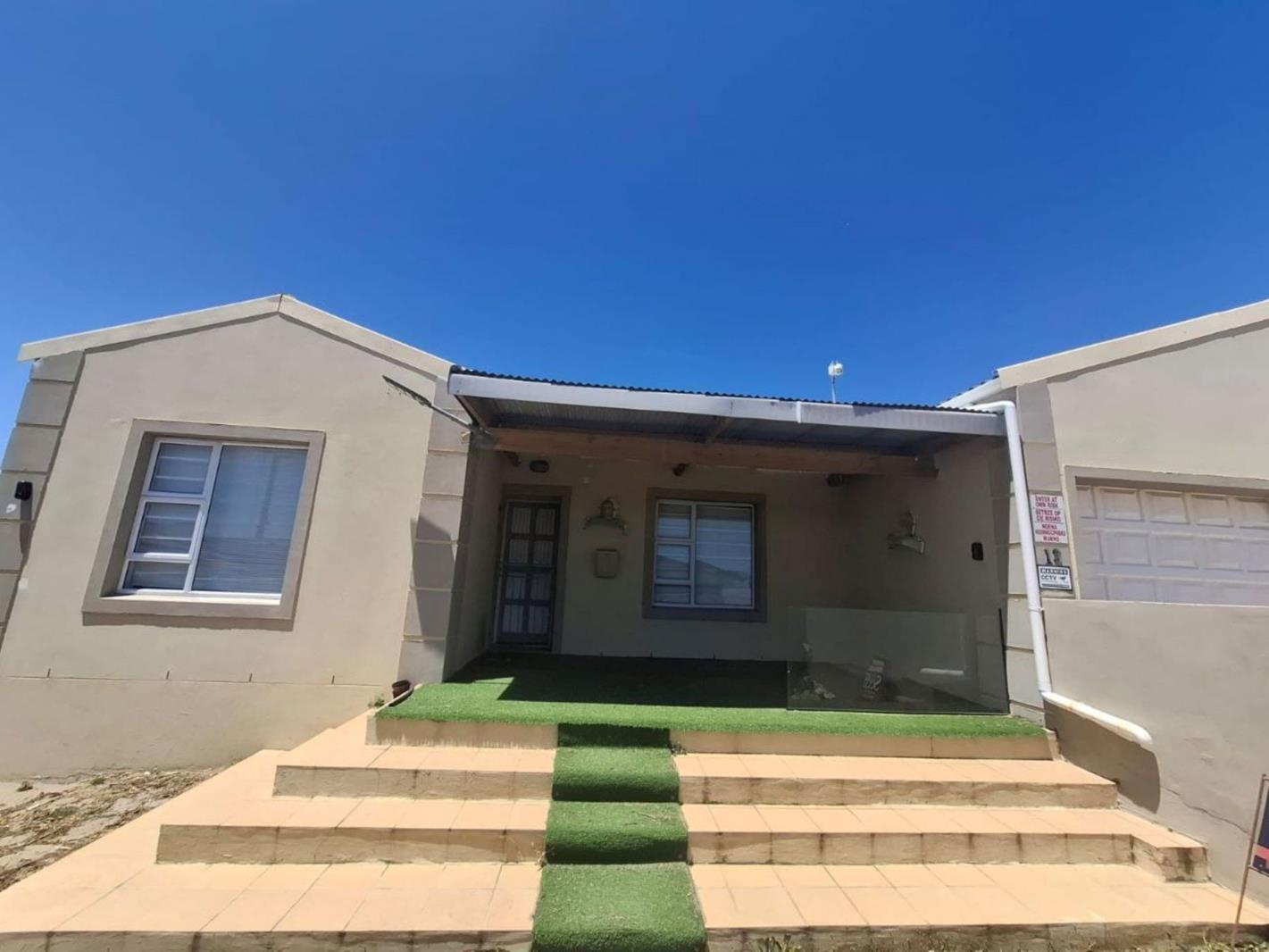 3 Bedroom House in Perlemoenbaai
