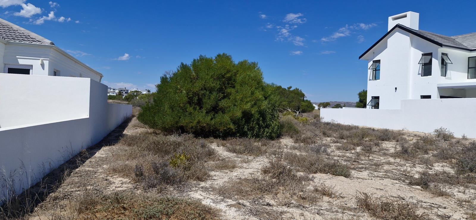 477 m² Land available in Shelley Point