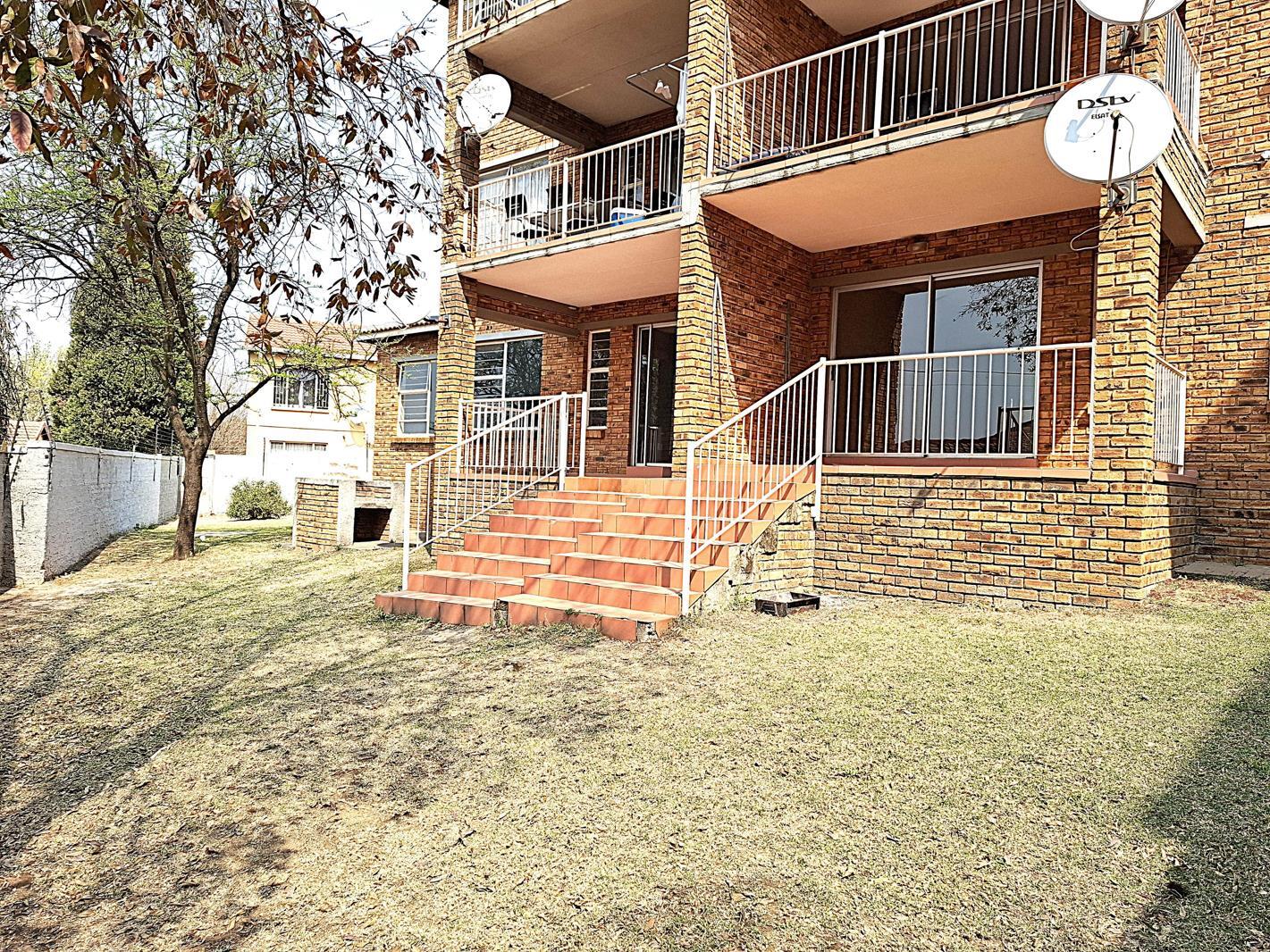 3 Bedroom Apartment in Princess AH