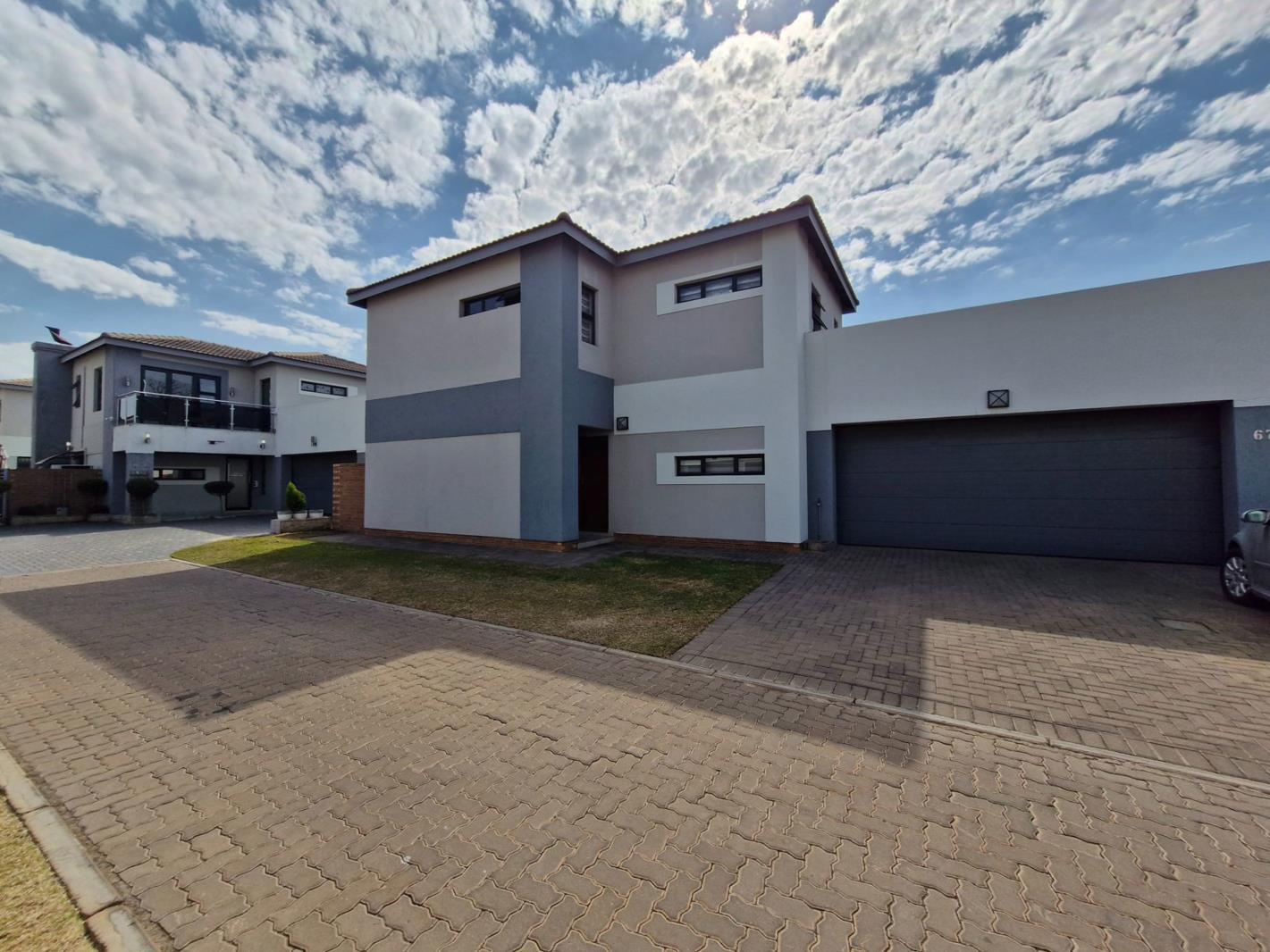 3 Bedroom House in Thatchfield