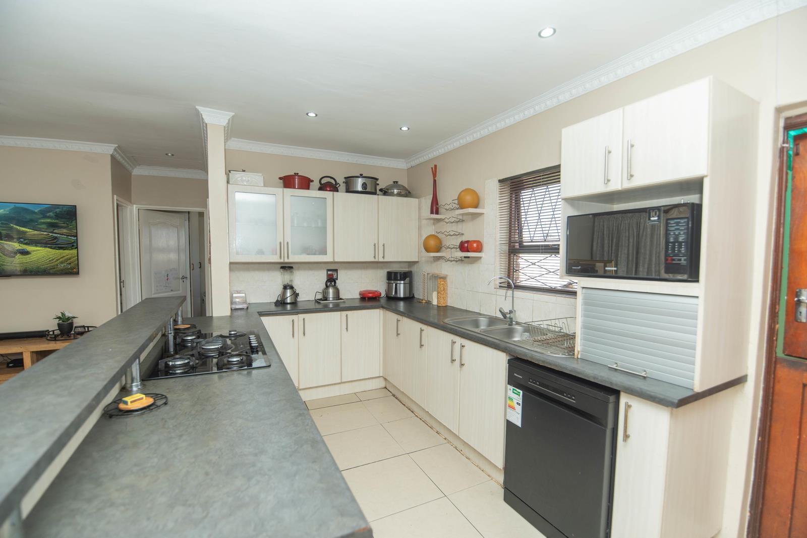 3 Bedroom House in Greenshields Park
