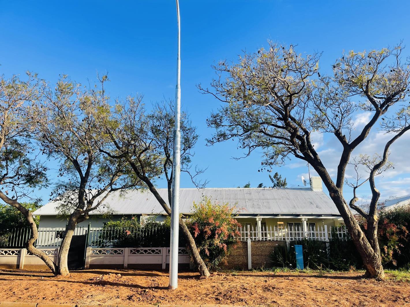 2 Bedroom House in Roux Park