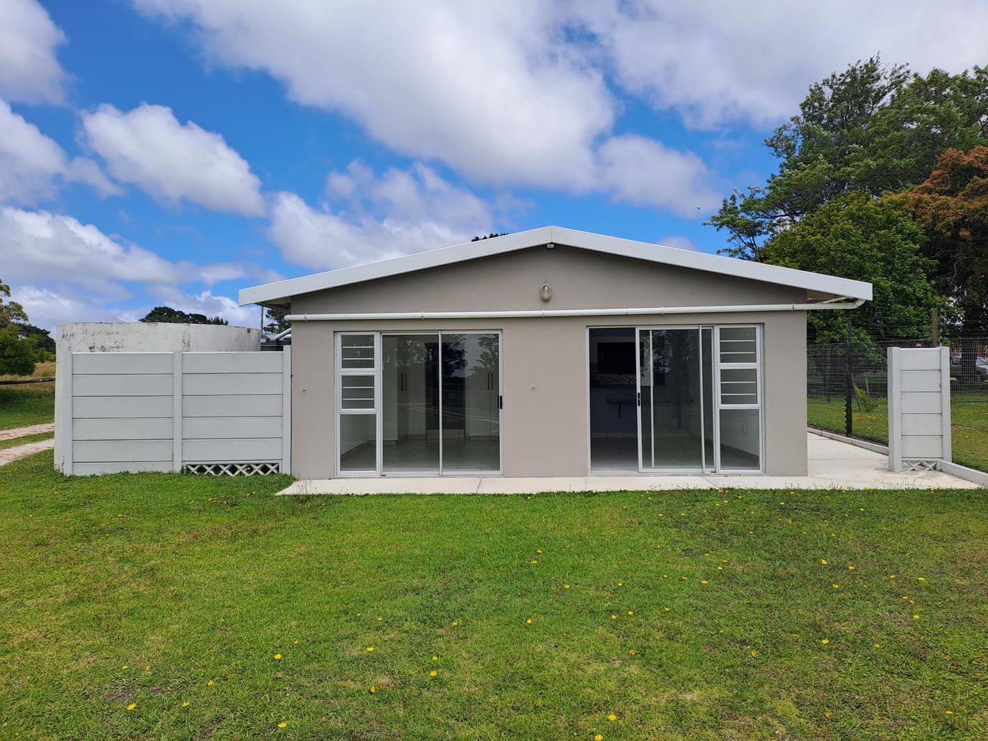 1 Bedroom Garden Cottage in Colleen Glen