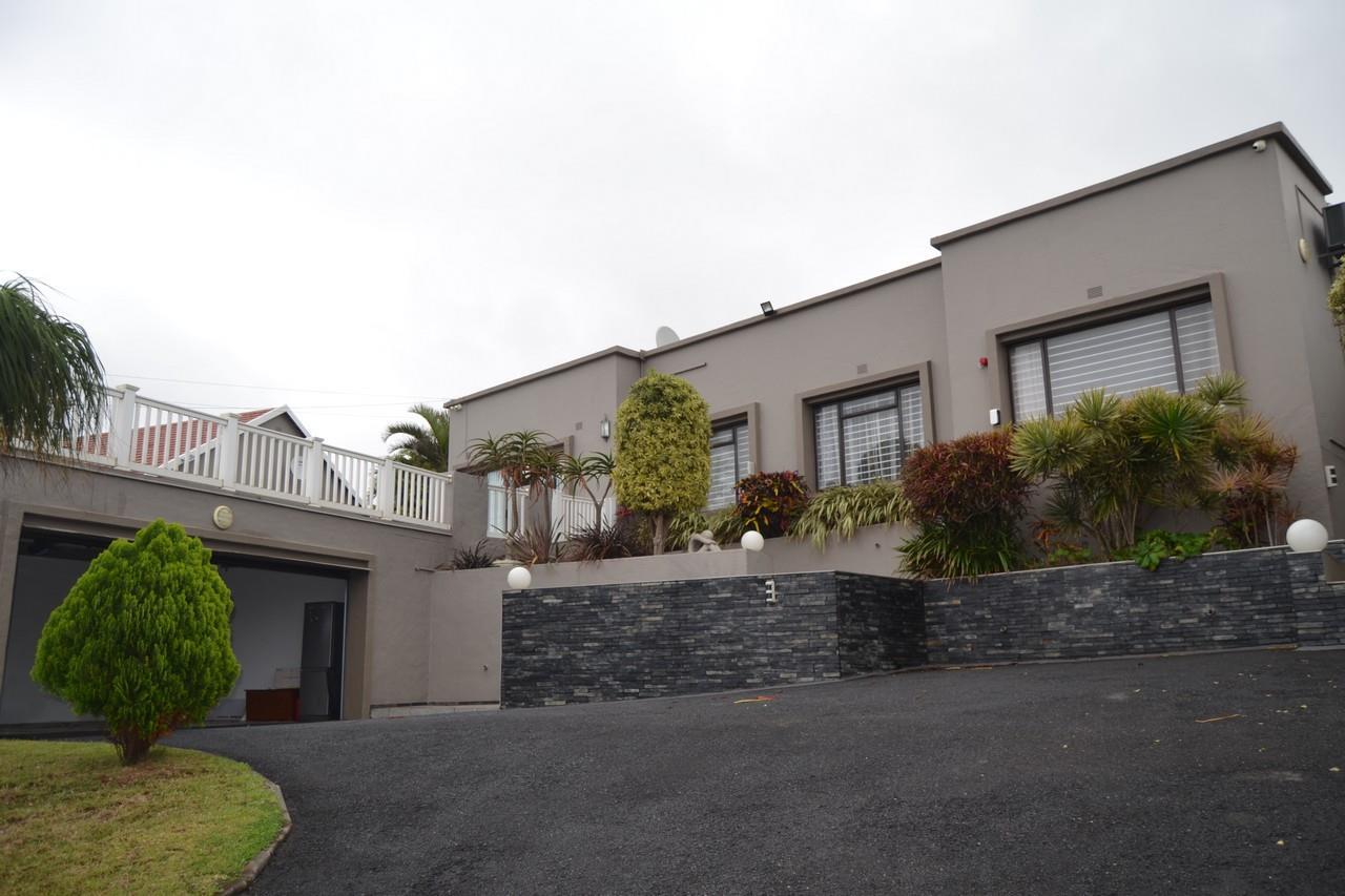 5 Bedroom House in Uvongo