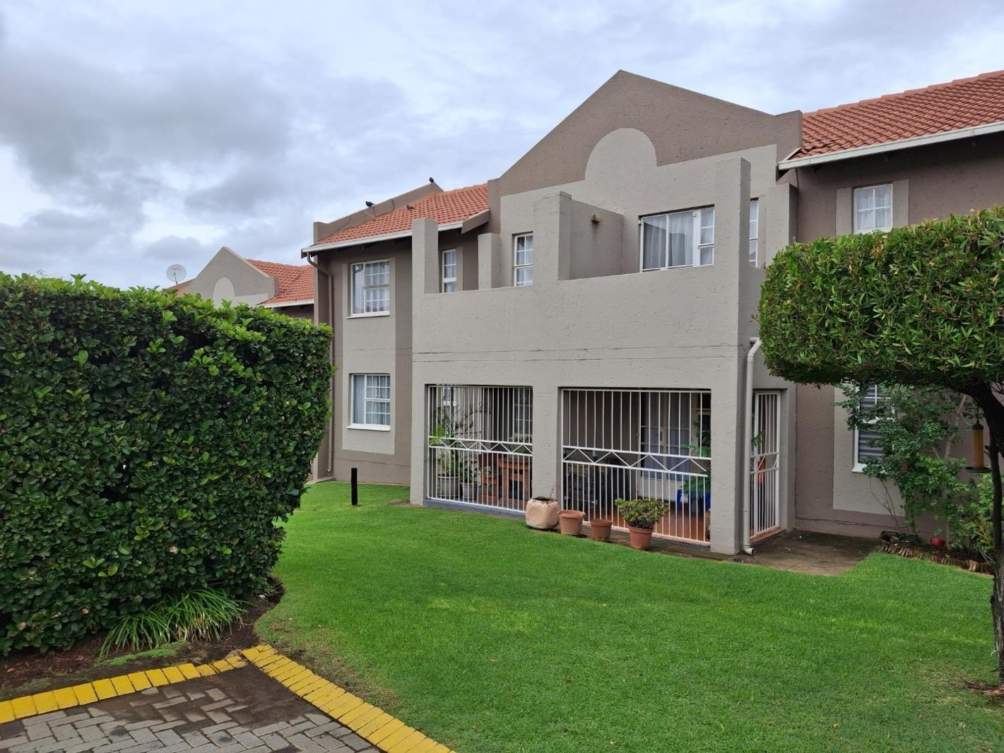 2 Bedroom Apartment in Meyersdal