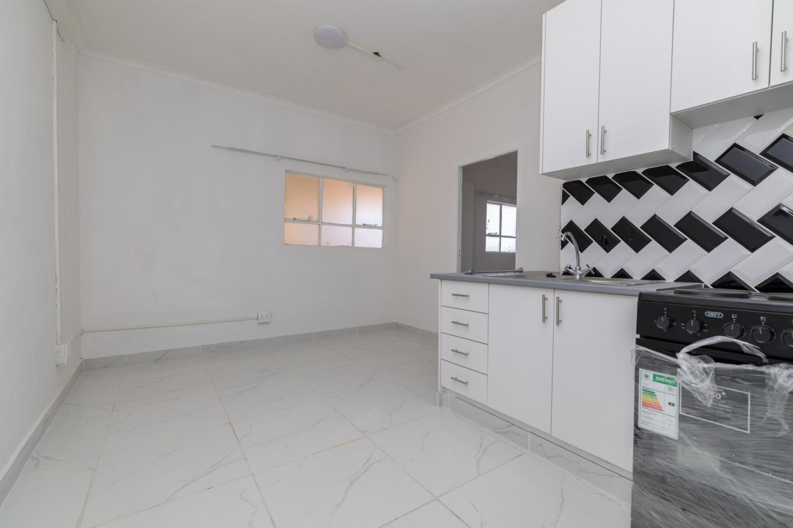 Studio Apartment in Halfway Gardens