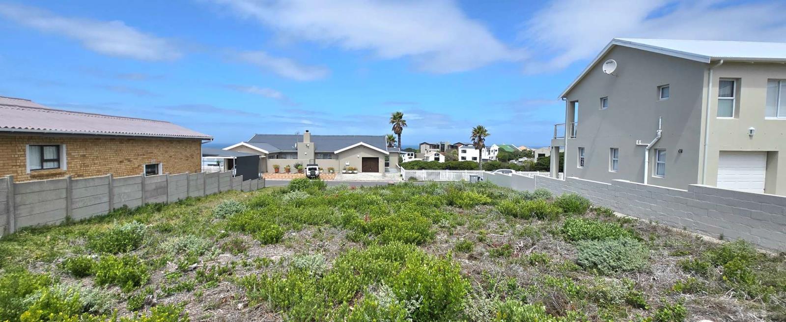654 m² Land available in Franskraal