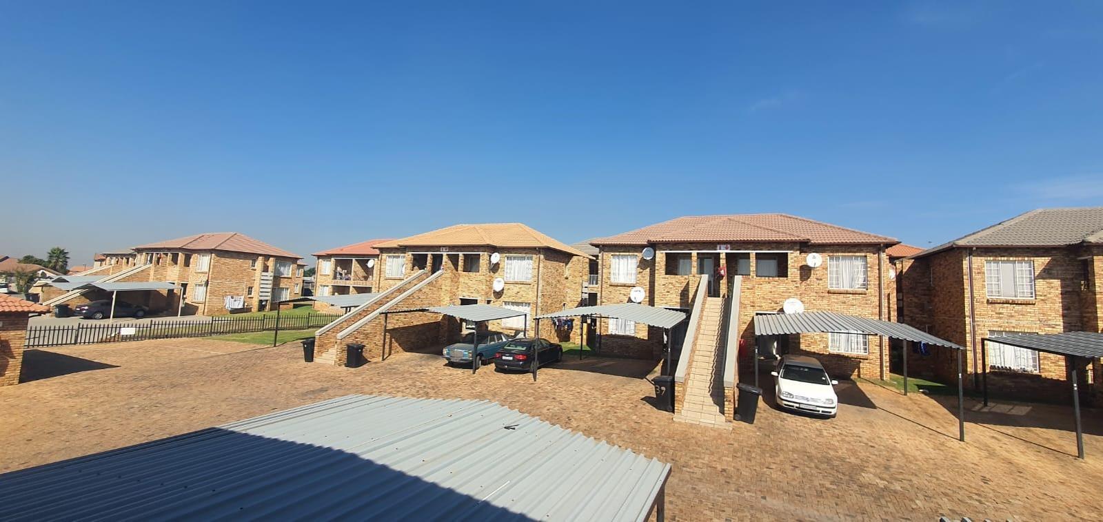 2 Bedroom Townhouse in Elandspark